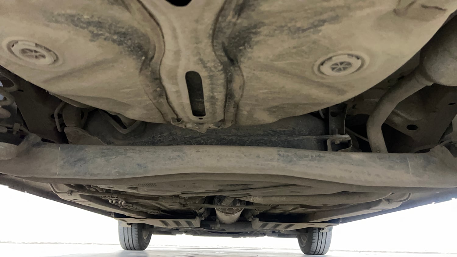 Used 2025 Maruti Suzuki Swift ZXi Plus Petrol Manual extra REAR UNDERBODY VIEW (TAKEN FROM REAR)