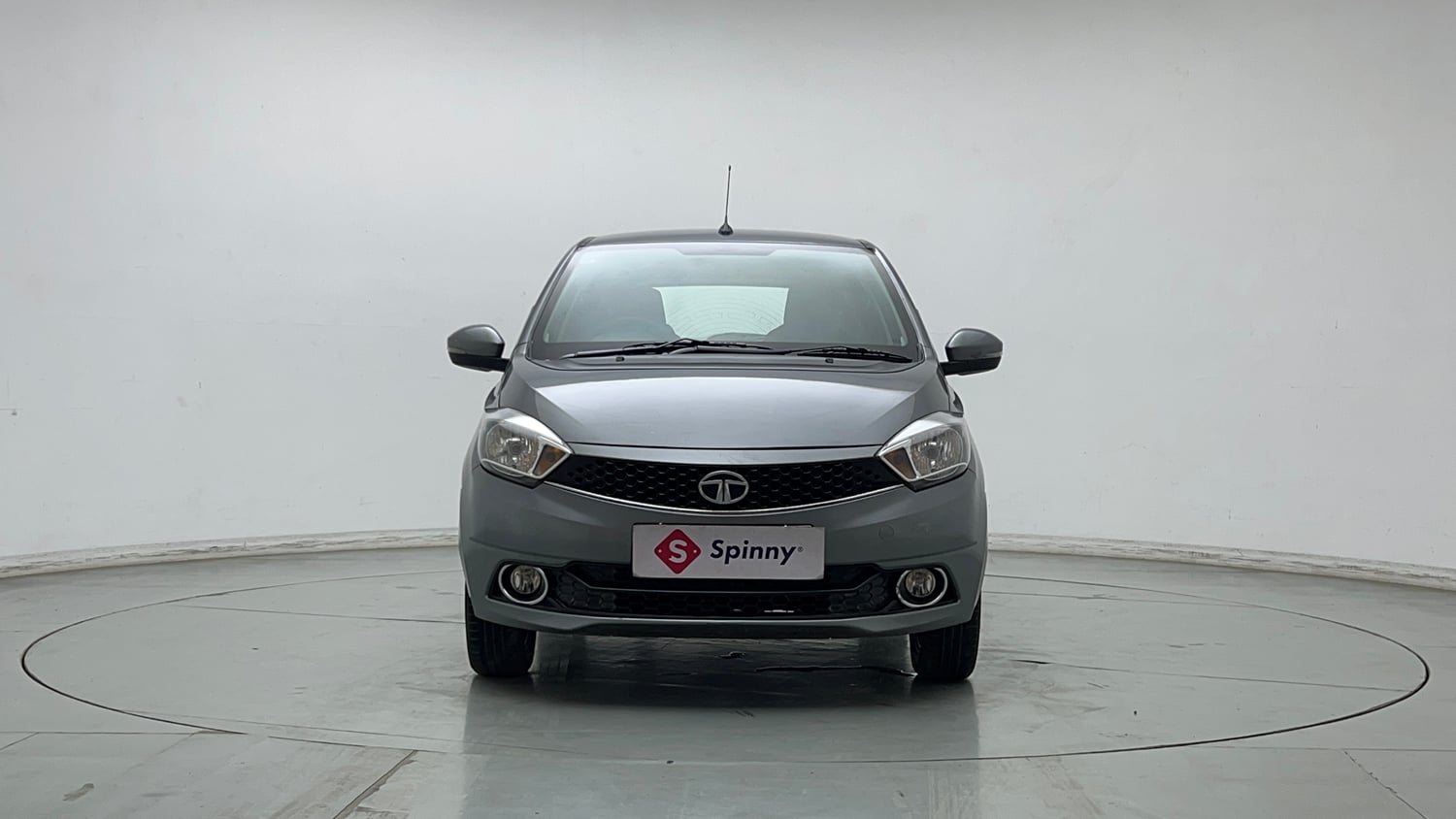 Used 2018 Tata Tiago Revotron XZ Petrol Manual exterior FRONT VIEW