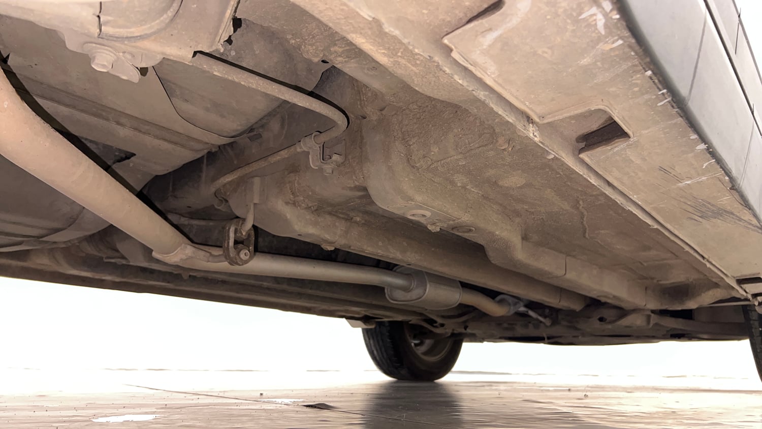 Used 2016 Hyundai Creta 1.6 SX Plus AT Petrol Petrol Automatic extra REAR RIGHT UNDERBODY VIEW