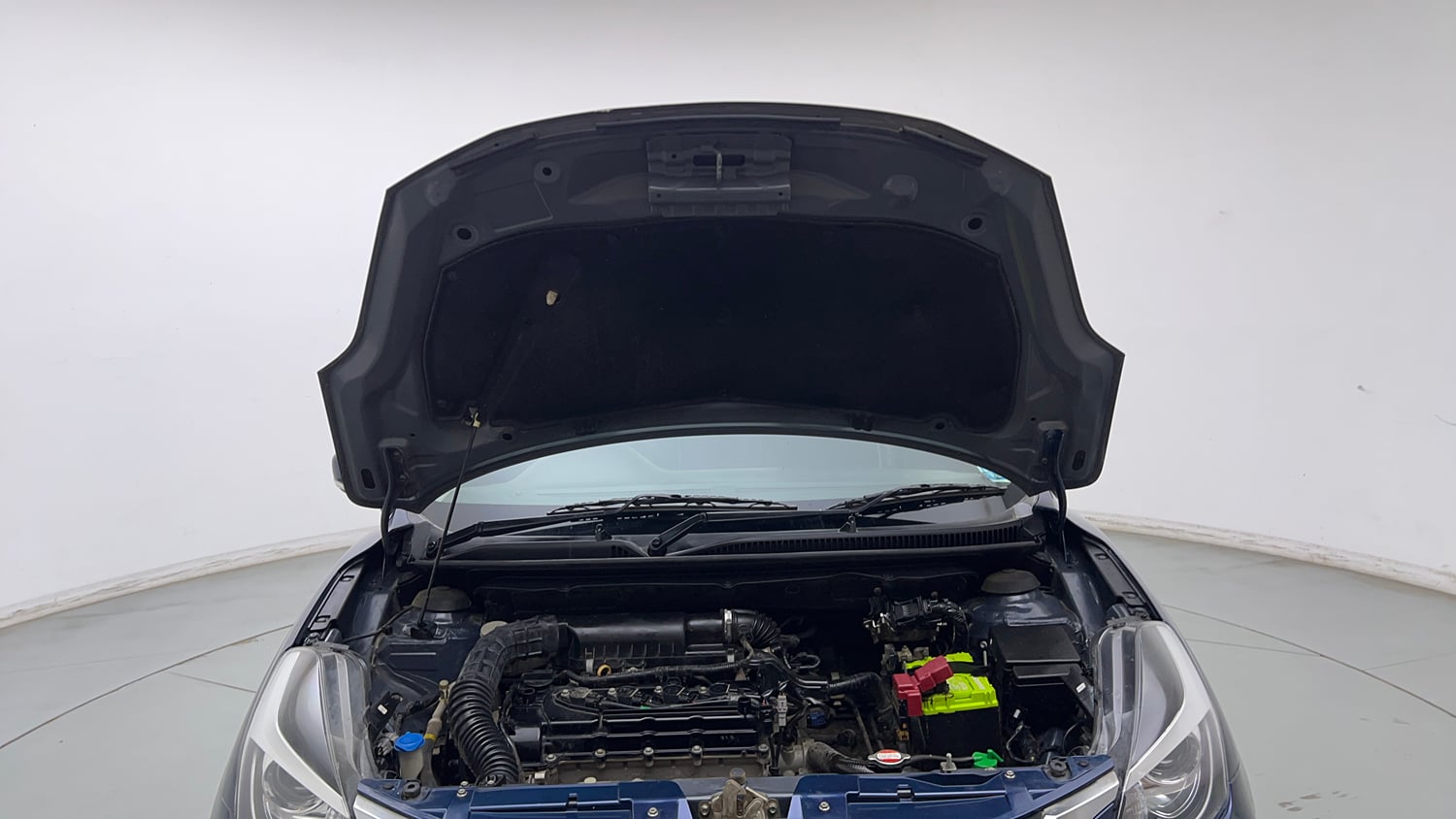Used 2019 Maruti Suzuki Baleno Delta Petrol Manual engine ENGINE & BONNET OPEN FRONT VIEW