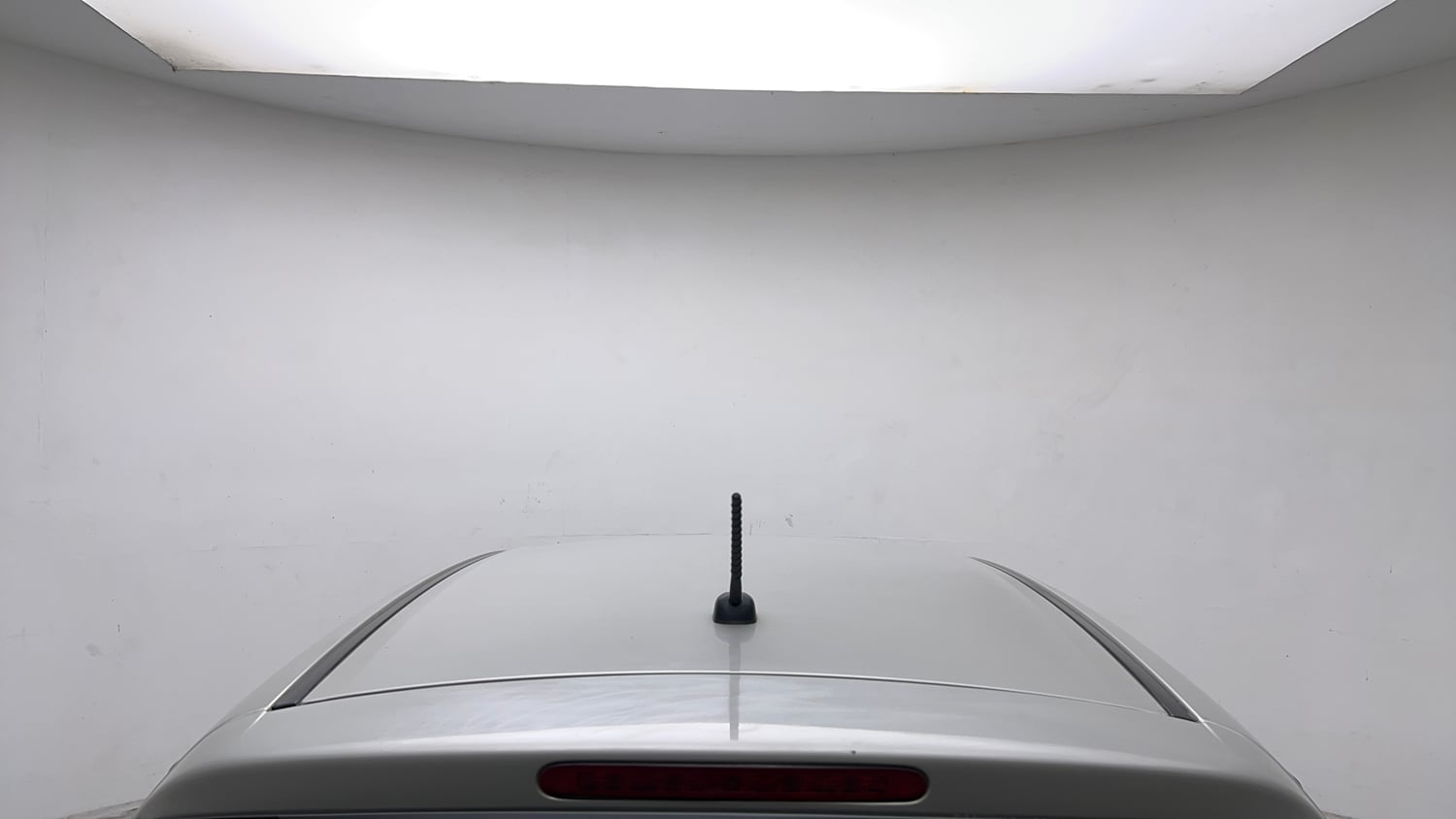 Used 2015 Maruti Suzuki Swift VXi Petrol Manual exterior EXTERIOR ROOF VIEW