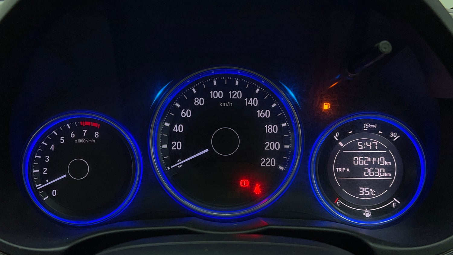 Used 2015 Honda City V Petrol Manual interior CLUSTERMETER VIEW