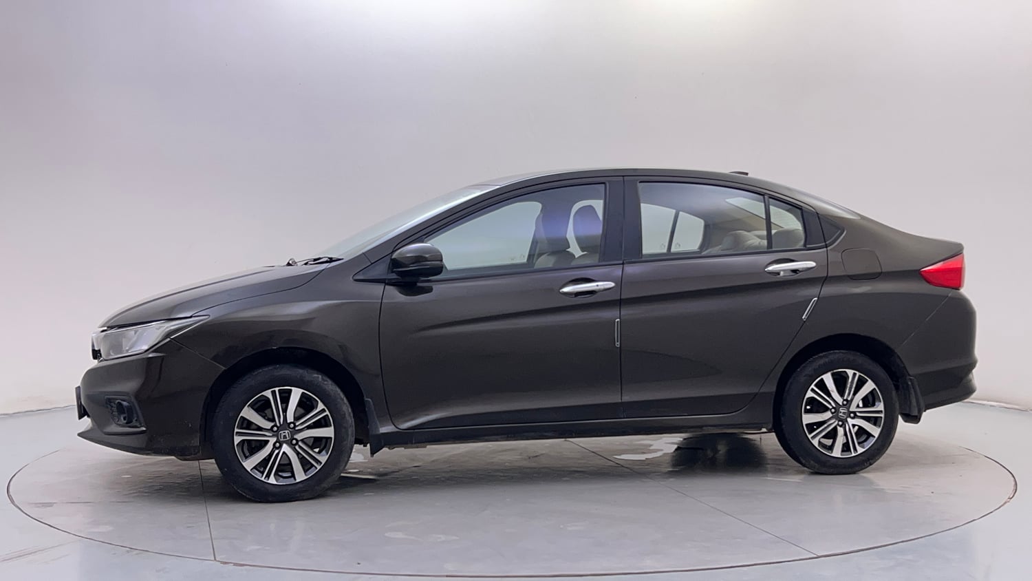 Used 2020 Honda City V Petrol Petrol Manual exterior LEFT SIDE VIEW