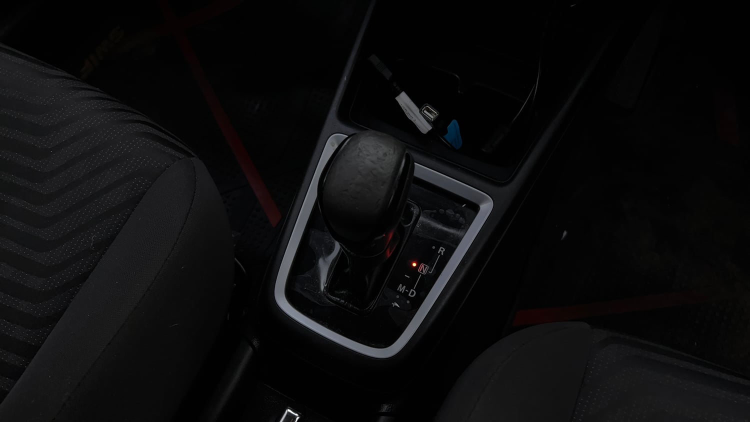 Used 2021 Maruti Suzuki Swift VXi AMT Petrol Automatic interior GEAR  KNOB VIEW