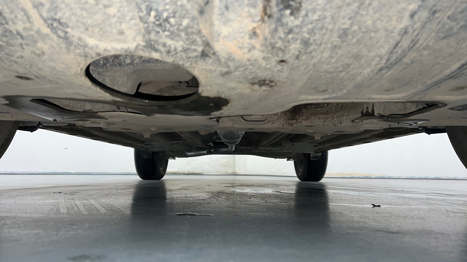Used 2020 Kia Seltos HTX 1.5 Petrol Manual extra FRONT LEFT UNDERBODY VIEW