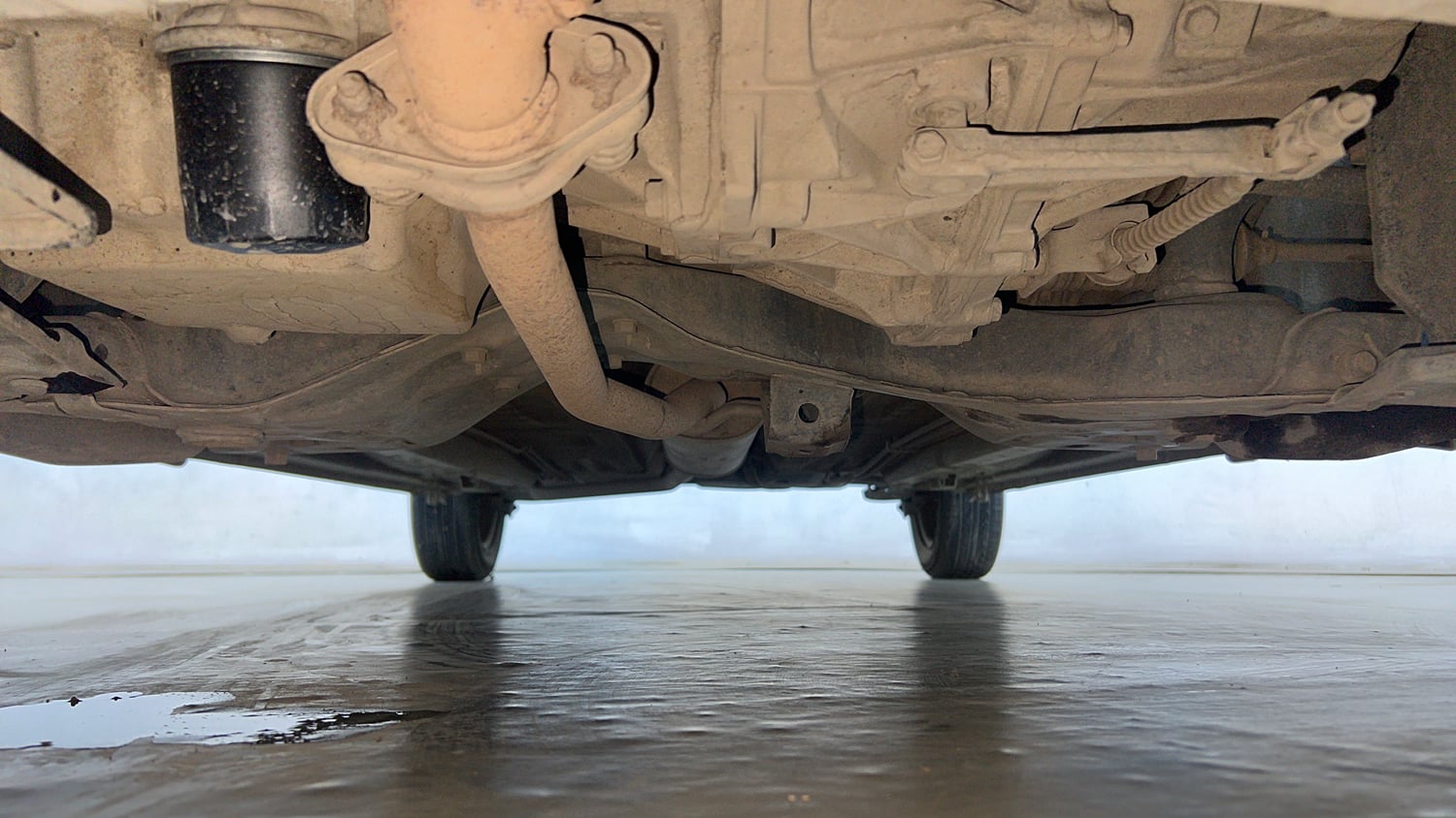Used 2020 Maruti Suzuki Celerio VXi CNG Cng Manual extra FRONT LEFT UNDERBODY VIEW
