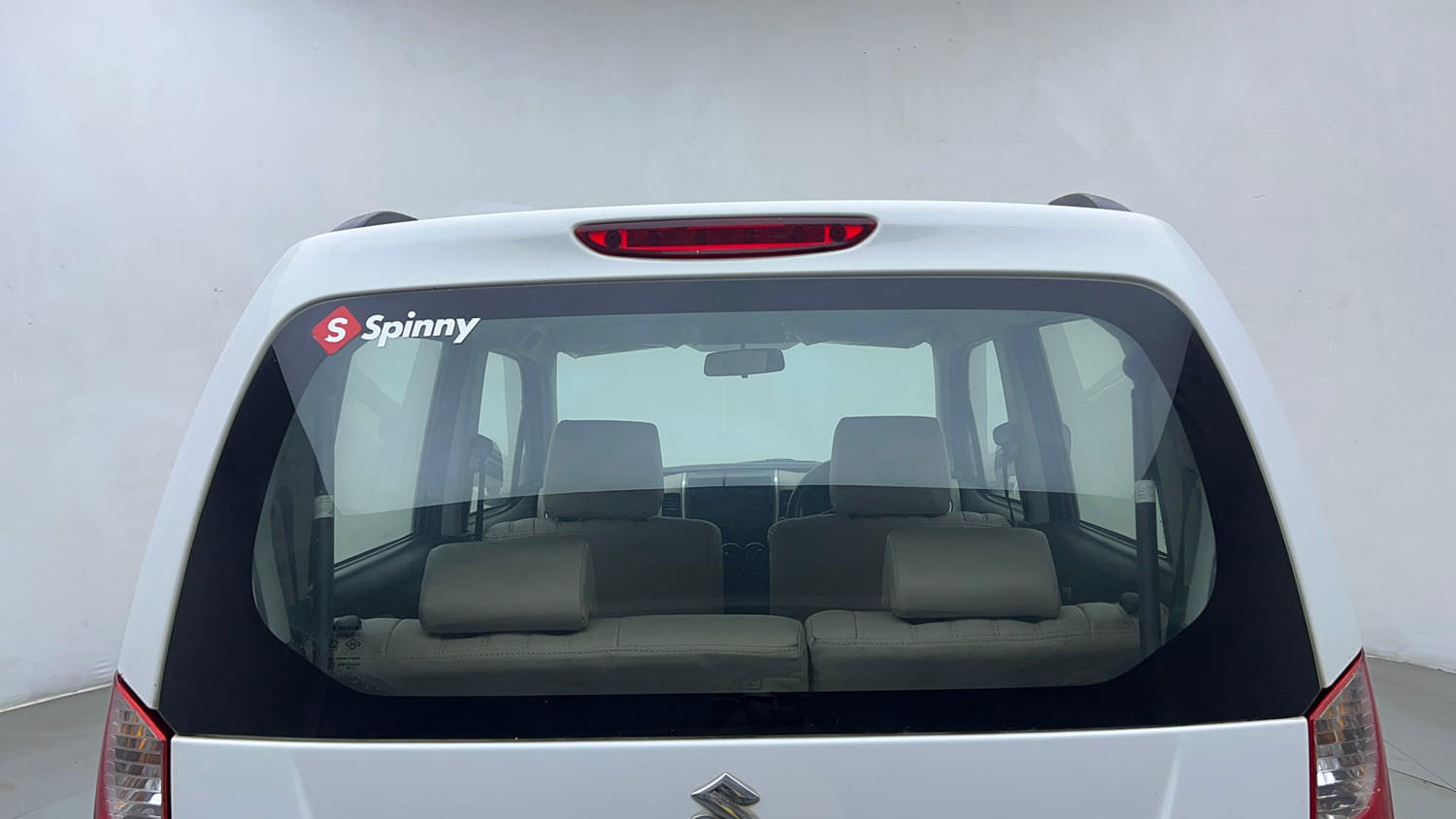 Used 2018 Maruti Suzuki Wagon R LXI Petrol Manual exterior BACK WINDSHIELD VIEW