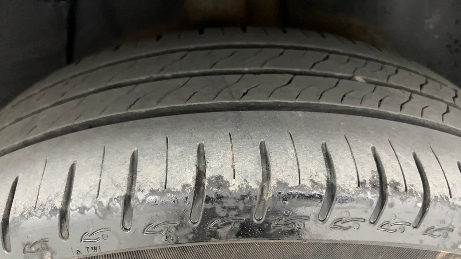 Used 2023 Tata Altroz XZ Plus Petrol Dark Edition Petrol Manual tyres LEFT REAR TYRE TREAD VIEW