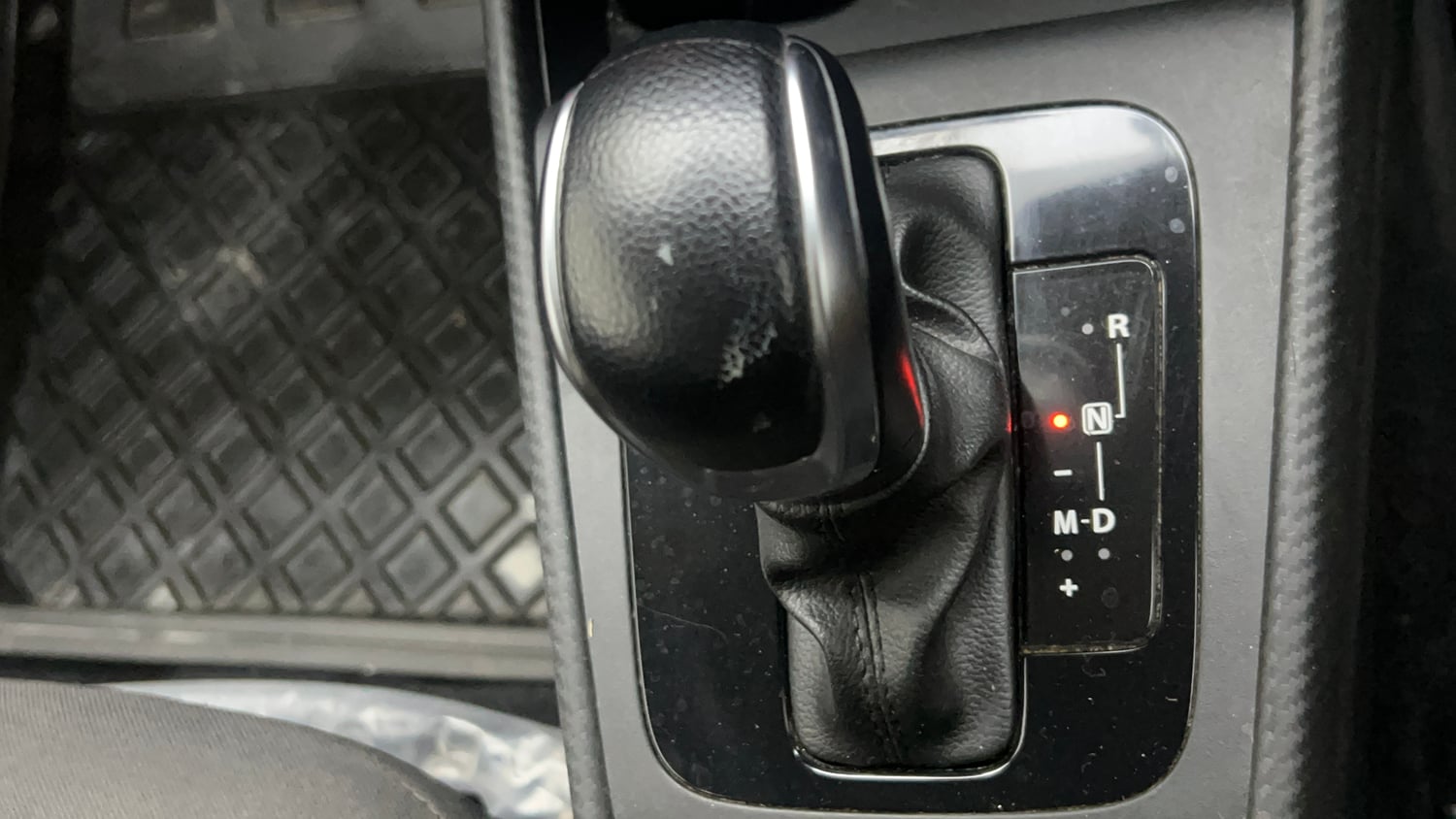 Used 2023 Maruti Suzuki Baleno Delta AGS Petrol Automatic interior GEAR  KNOB VIEW