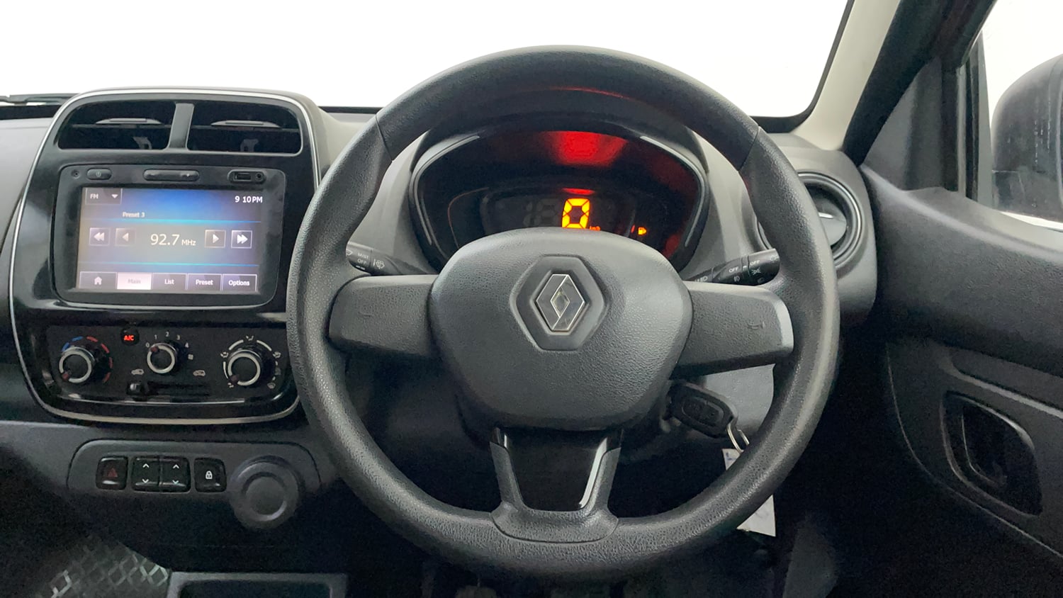 Used 2016 Renault Kwid RXT Petrol Manual interior STEERING VIEW