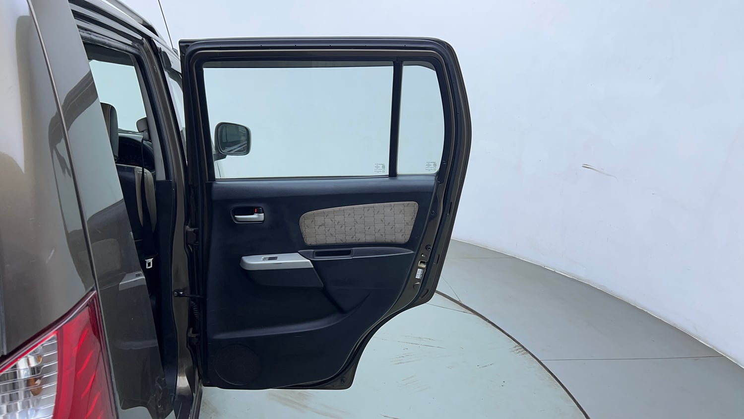 Used 2014 Maruti Suzuki Wagon R VXI Petrol Manual interior RIGHT REAR DOOR OPEN VIEW