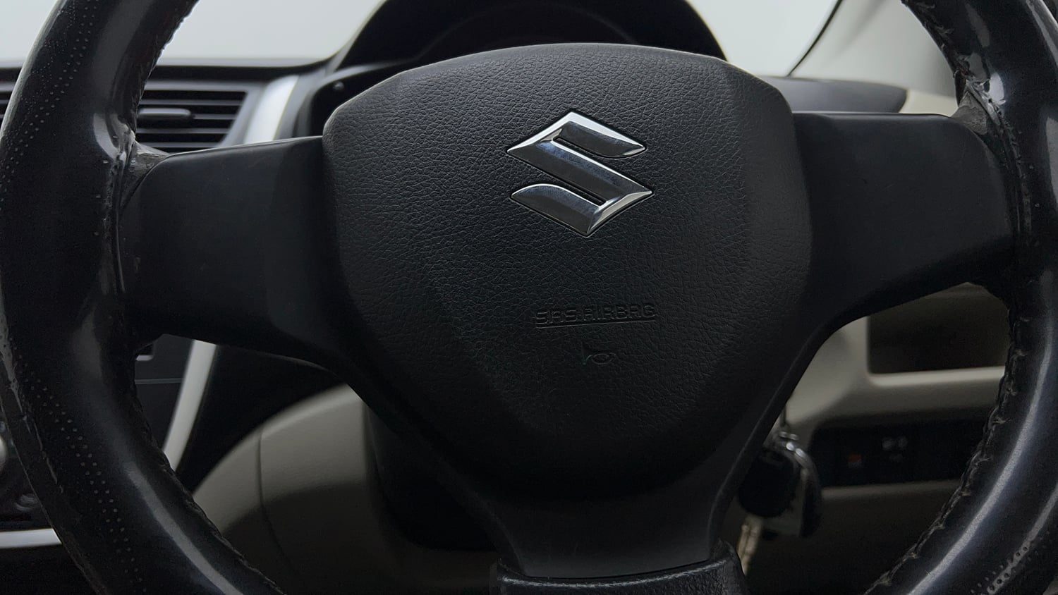 Used 2018 Maruti Suzuki Celerio VXi CNG Cng Manual top_features Airbags