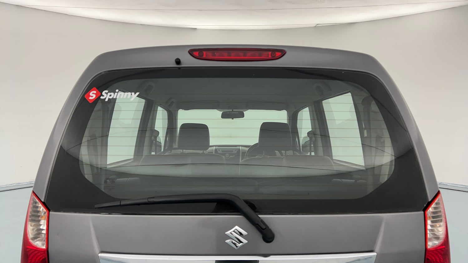 Used 2015 Maruti Suzuki Wagon R VXI Petrol Manual exterior BACK WINDSHIELD VIEW