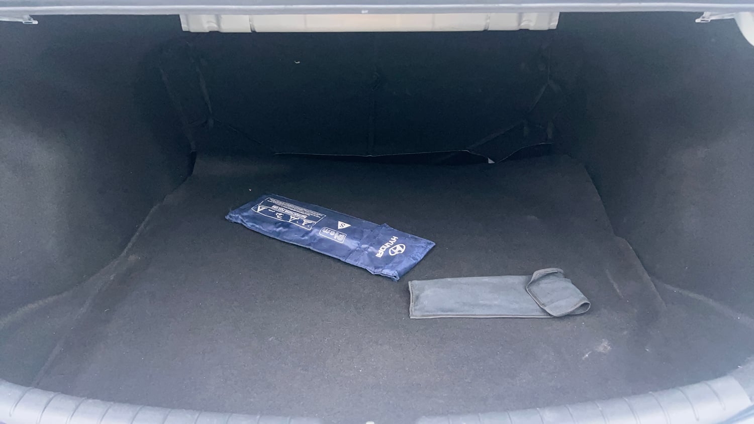 Used 2019 Hyundai Verna SX 1.6 VTVT Petrol Manual interior DICKY INSIDE VIEW
