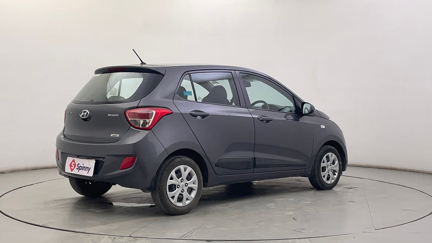 Used 2016 Hyundai Grand i10 Magna AT 1.2 Kappa VTVT Petrol Automatic exterior RIGHT REAR CORNER VIEW