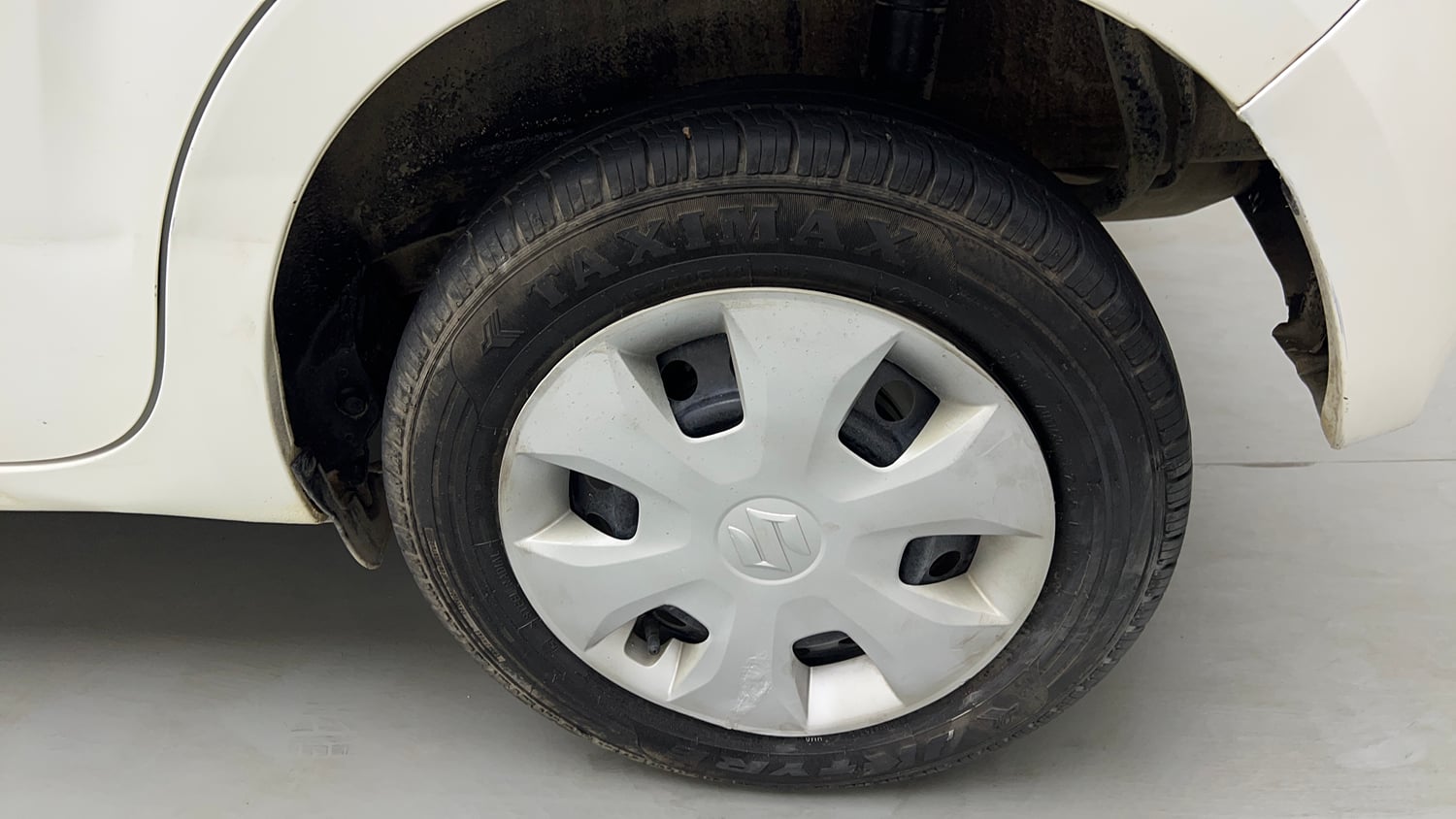 Used 2022 Maruti Suzuki Wagon R VXI 1.0 Petrol Manual tyres LEFT REAR TYRE RIM VIEW