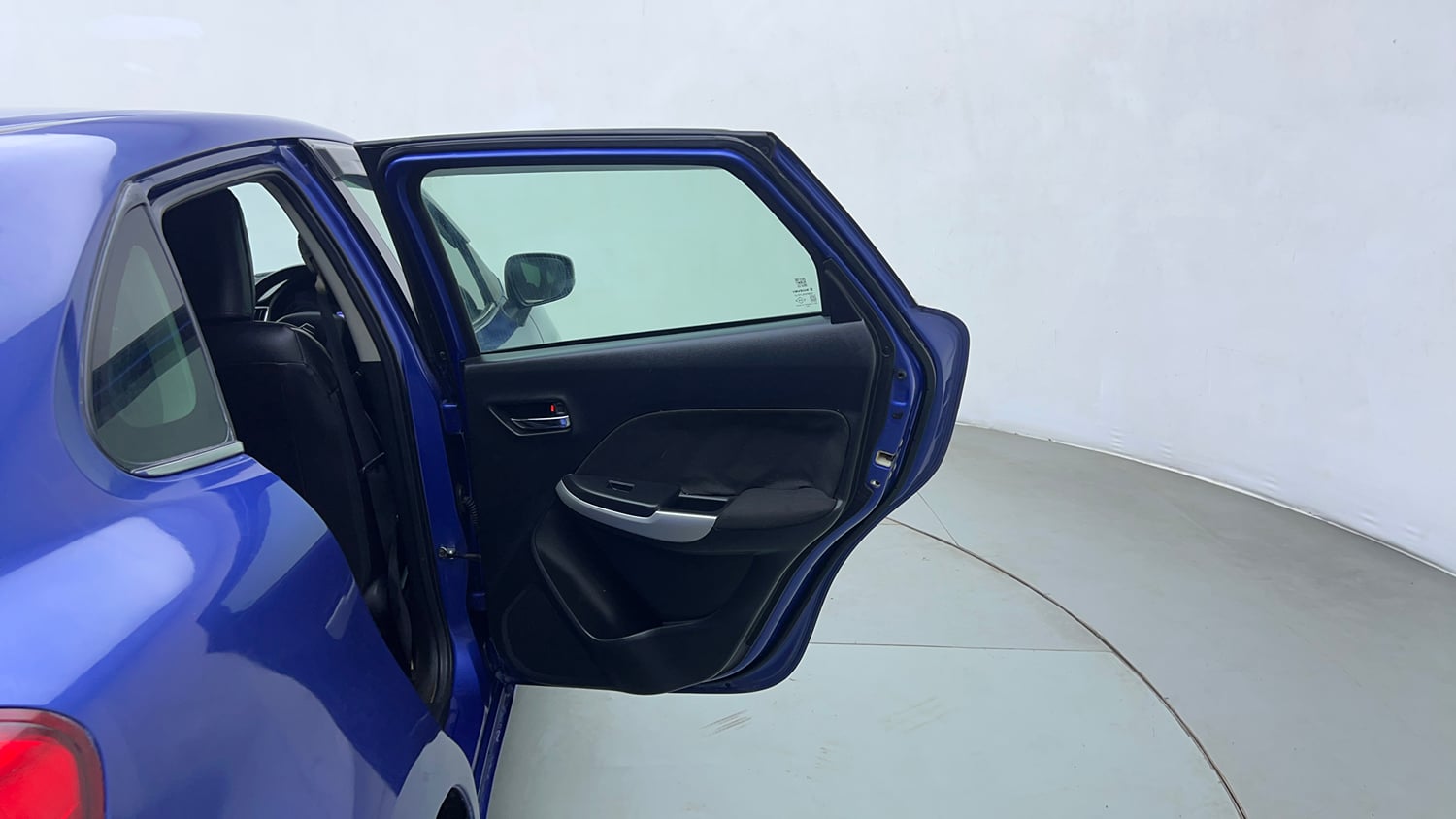 Used 2017 Maruti Suzuki Baleno Alpha 1.2 Petrol Manual interior RIGHT REAR DOOR OPEN VIEW