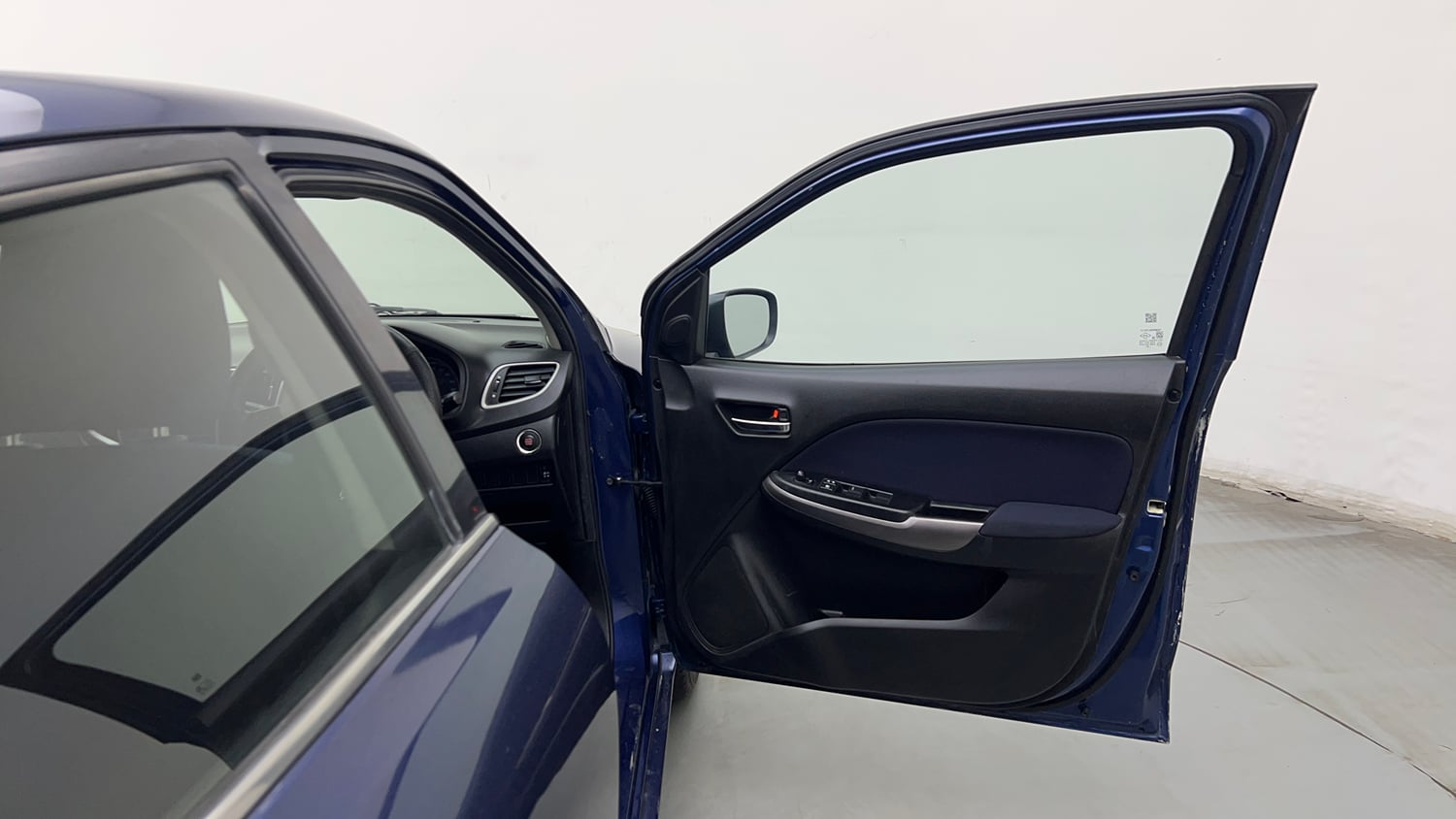 Used 2019 Maruti Suzuki Baleno Zeta Petrol Manual interior RIGHT FRONT DOOR OPEN VIEW
