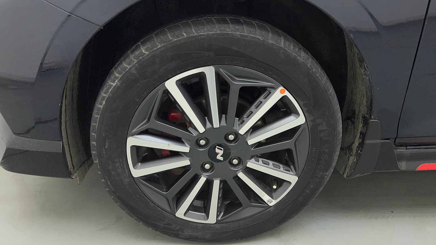 Used 2022 Hyundai i20 N Line N8 1.0 Turbo DCT Petrol Automatic tyres LEFT FRONT TYRE RIM VIEW
