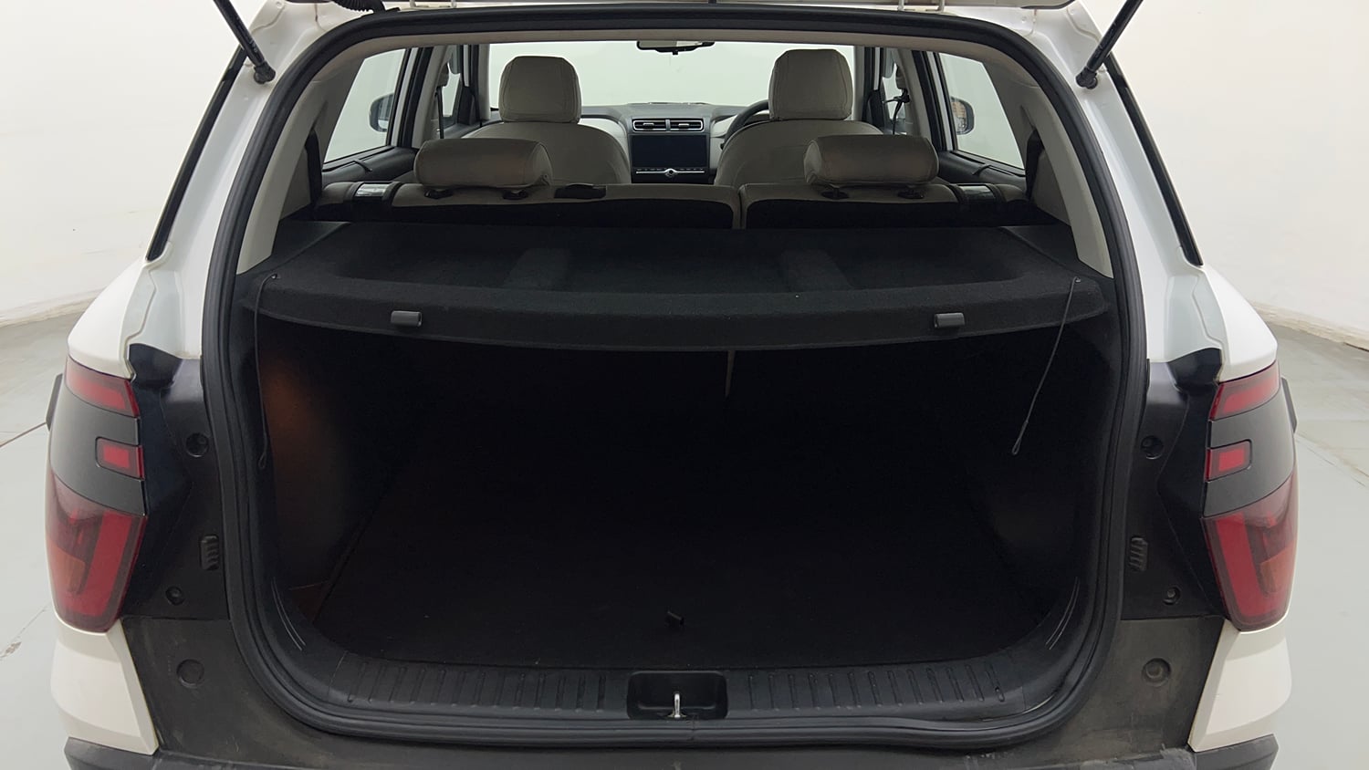 Used 2023 Hyundai Creta SX 1.5 Petrol Petrol Manual interior DICKY INSIDE VIEW