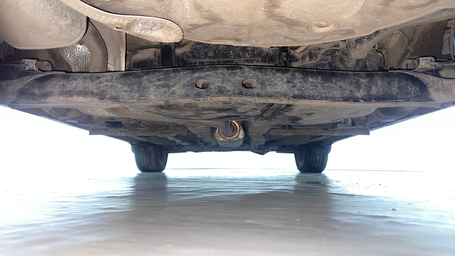 Used 2024 Skoda Kushaq Ambition 1.0 TSI AT Petrol Automatic extra REAR UNDERBODY VIEW (TAKEN FROM REAR)