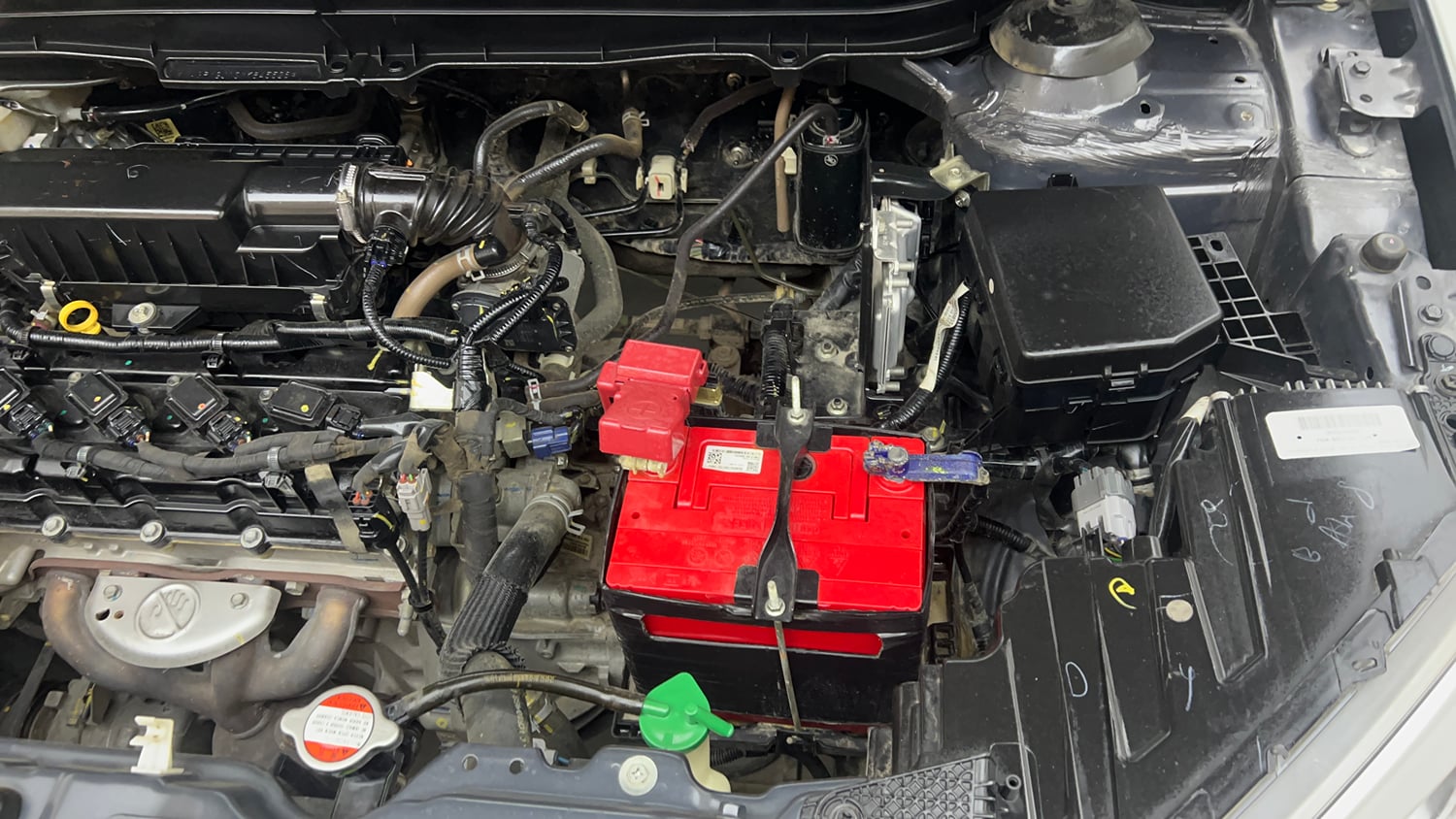 Used 2021 Toyota Urban Cruiser Premium Grade MT Petrol Manual engine ENGINE LEFT SIDE VIEW
