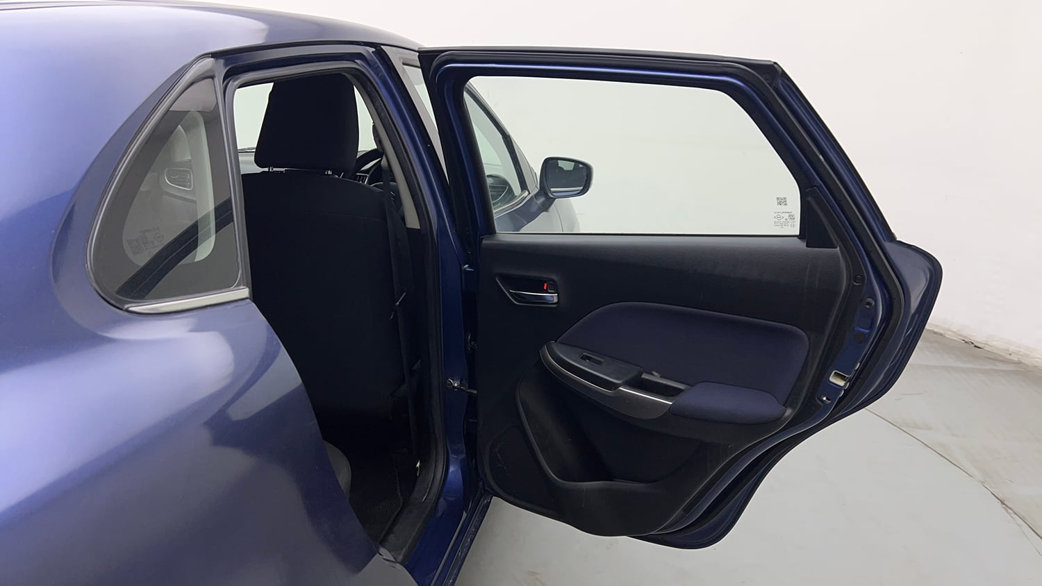 Used 2019 Maruti Suzuki Baleno Zeta Petrol Manual interior RIGHT REAR DOOR OPEN VIEW