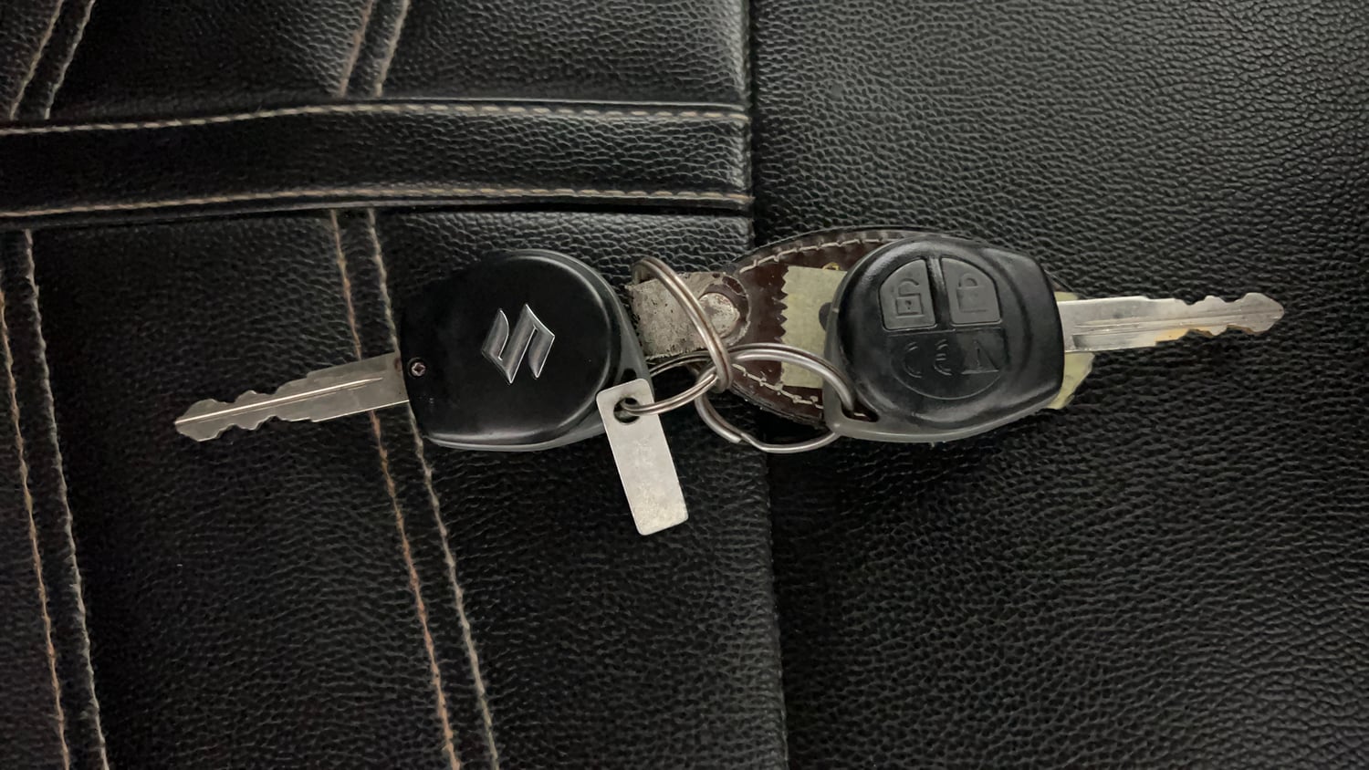 Used 2017 Maruti Suzuki Swift LXi Petrol Manual extra CAR KEY VIEW