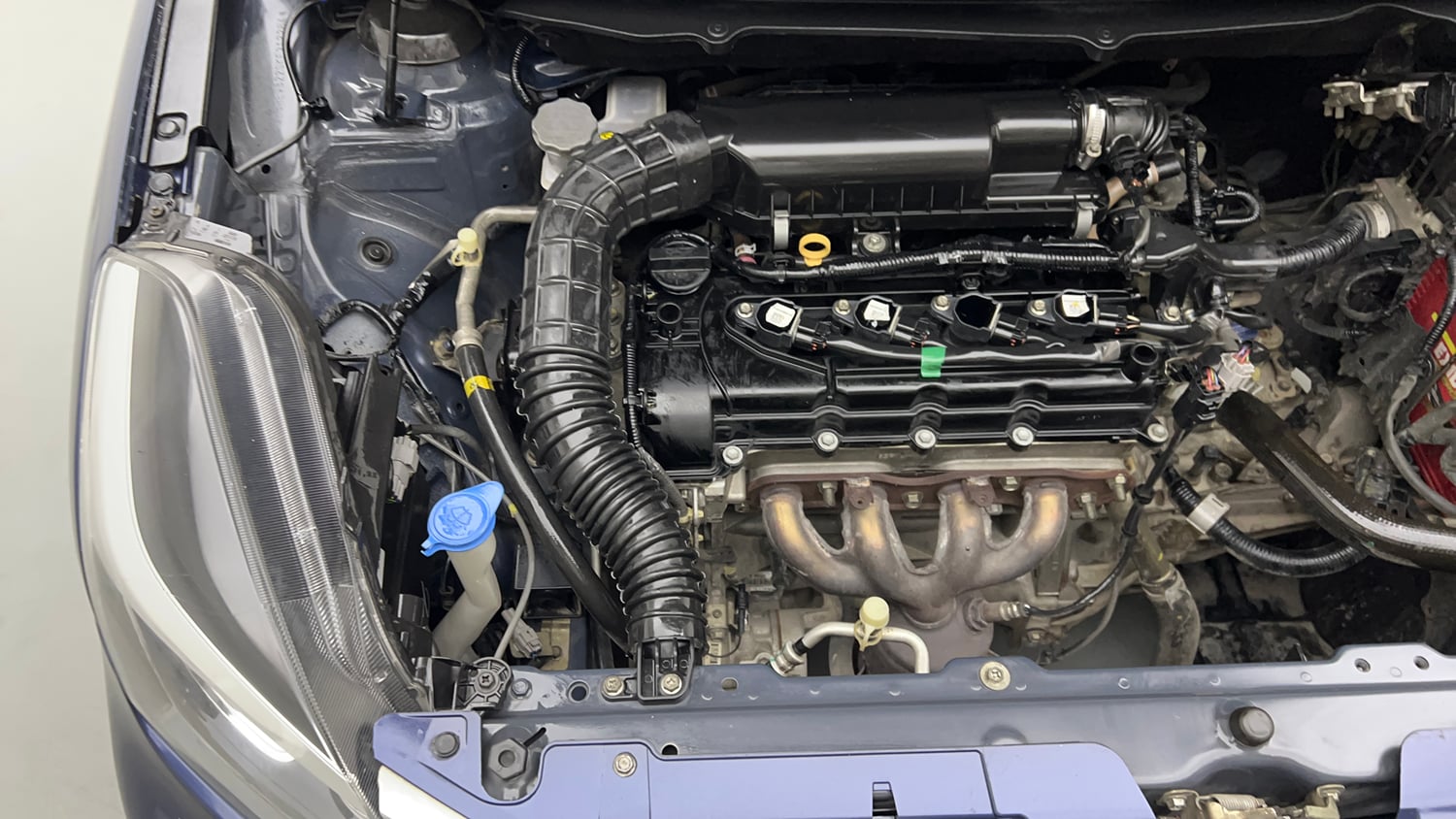 Used 2019 Maruti Suzuki Baleno Zeta Petrol Manual engine ENGINE RIGHT SIDE VIEW