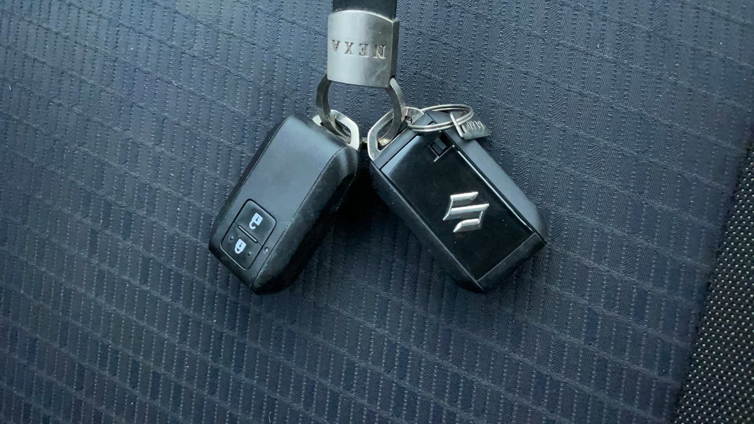 Used 2020 Maruti Suzuki Baleno Zeta Petrol Manual extra CAR KEY VIEW