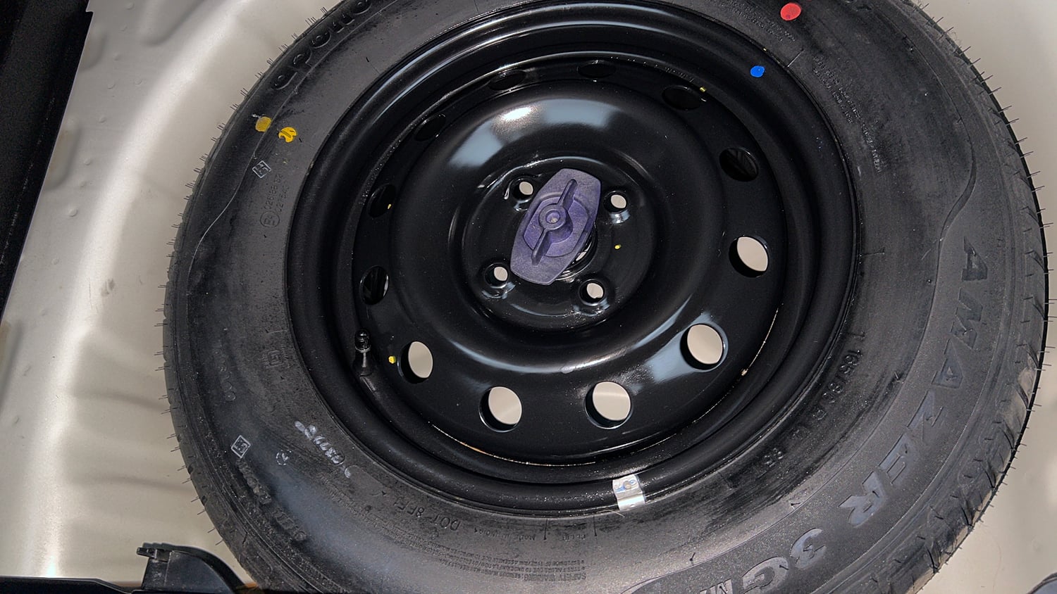 Used 2022 Maruti Suzuki Swift VXi Petrol Manual tyres SPARE TYRE VIEW