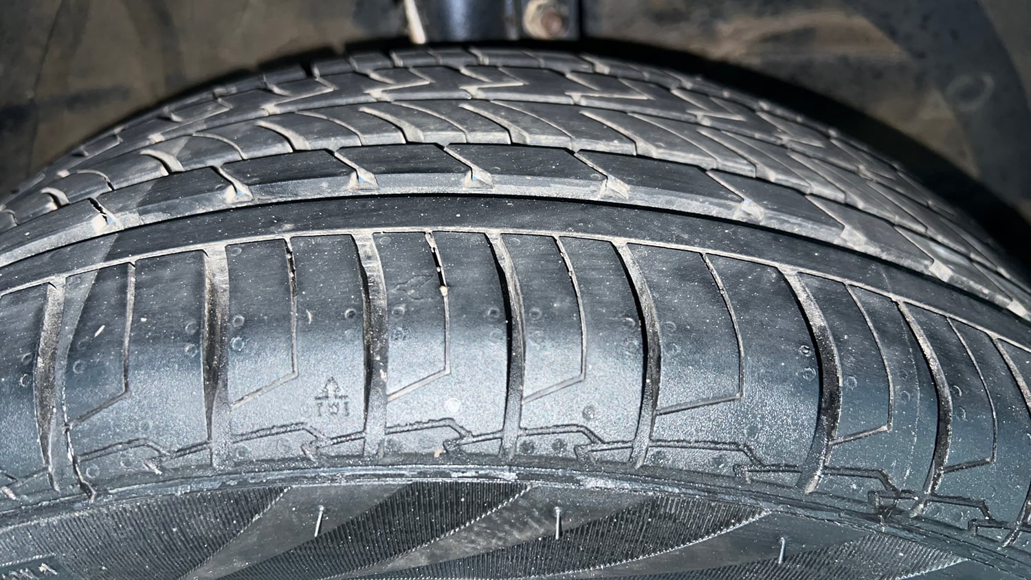 Used 2023 Toyota Glanza G Petrol Manual tyres RIGHT FRONT TYRE TREAD VIEW