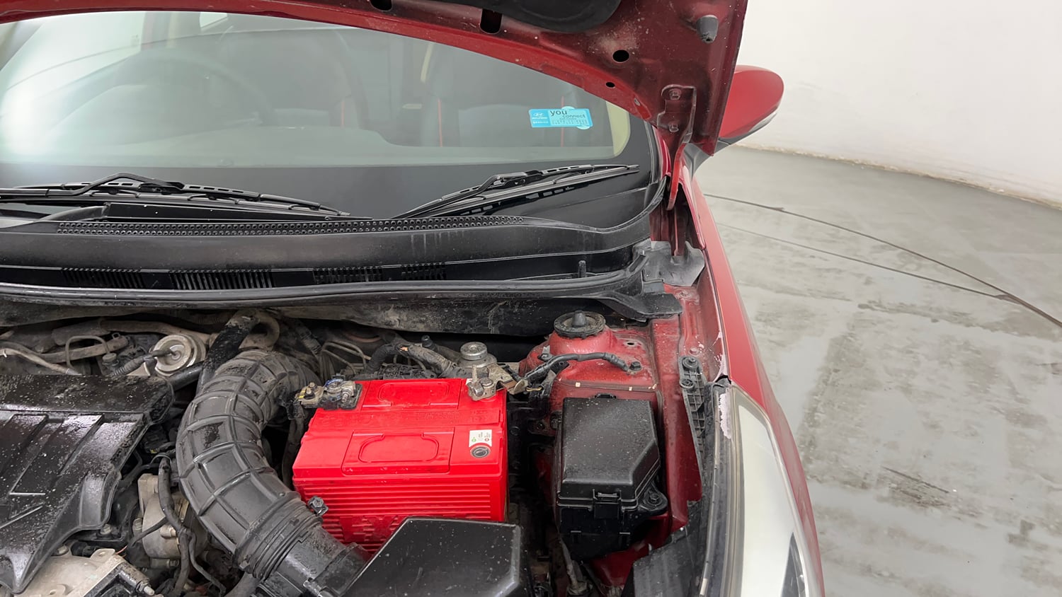 Used 2016 Hyundai Verna 1.6 CRDI SX Diesel Manual engine ENGINE LEFT SIDE HINGE & APRON VIEW