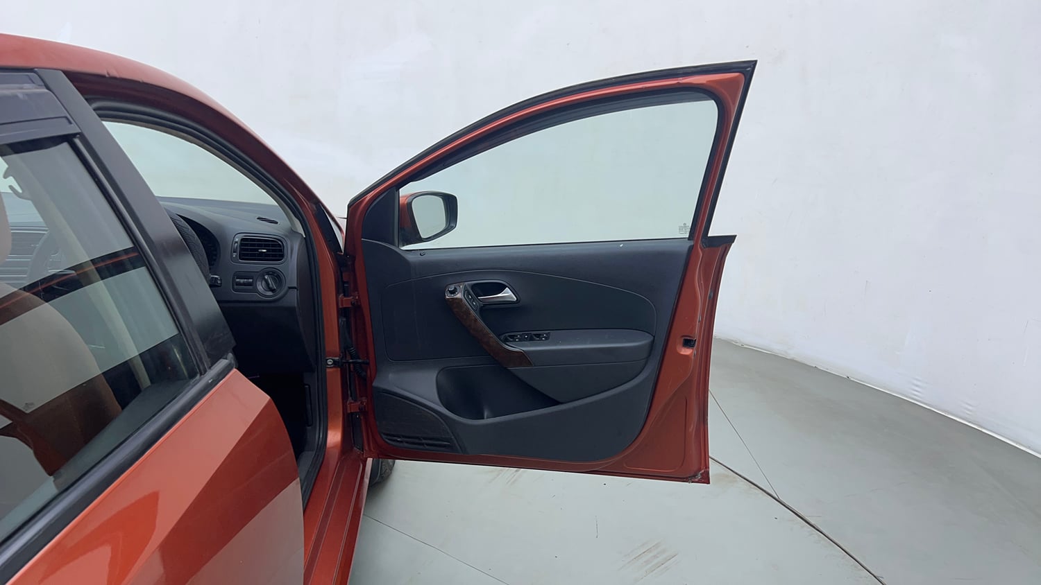 Used 2014 Volkswagen Polo Comfortline 1.2L (P) Petrol Manual interior RIGHT FRONT DOOR OPEN VIEW