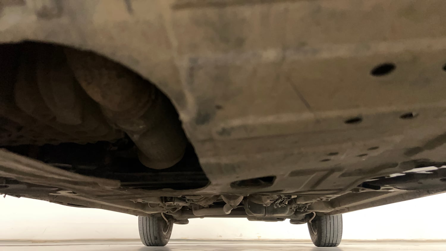Used 2024 Mahindra XUV 3XO AX5 1.5 Diesel Diesel Manual extra FRONT LEFT UNDERBODY VIEW