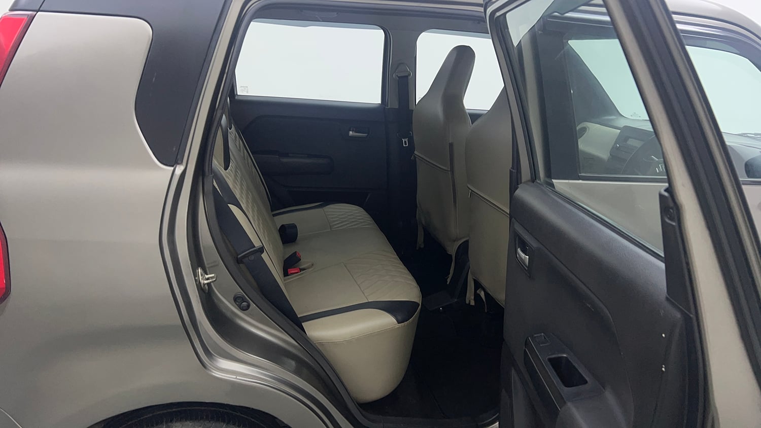 Used 2019 Maruti Suzuki Wagon R VXi (O) 1.2 AMT Petrol Automatic interior RIGHT SIDE REAR DOOR CABIN VIEW