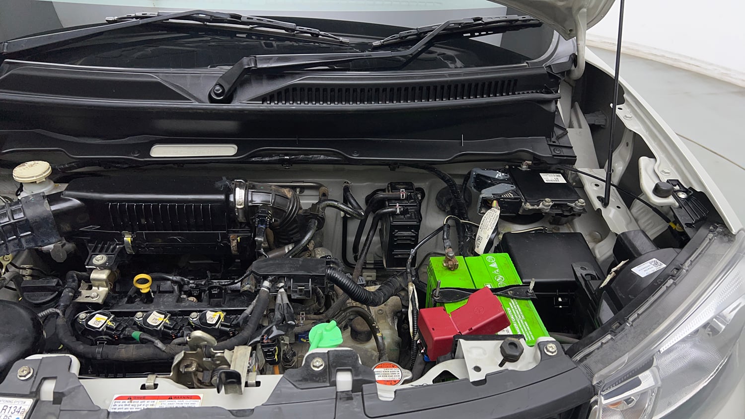 Used 2020 Maruti Suzuki S-Presso VXi Plus AMT Petrol Automatic engine ENGINE LEFT SIDE VIEW