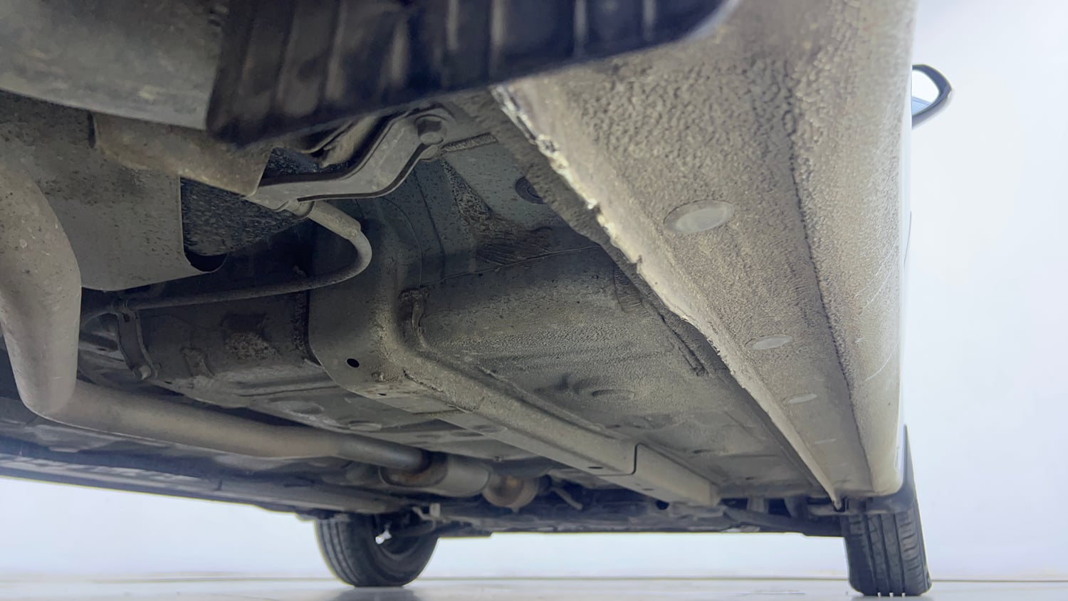 Used 2022 Hyundai Grand i10 Nios Magna AMT 1.2 Kappa VTVT Petrol Automatic extra REAR RIGHT UNDERBODY VIEW