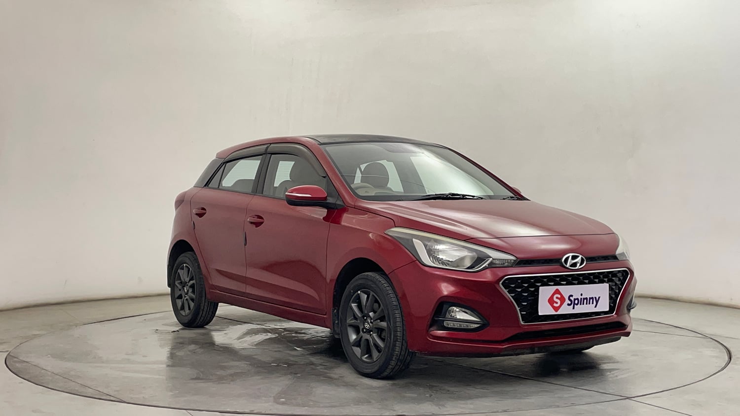 Used 2020 Hyundai Elite i20 Sportz Plus 1.2 Petrol Manual exterior RIGHT FRONT CORNER VIEW