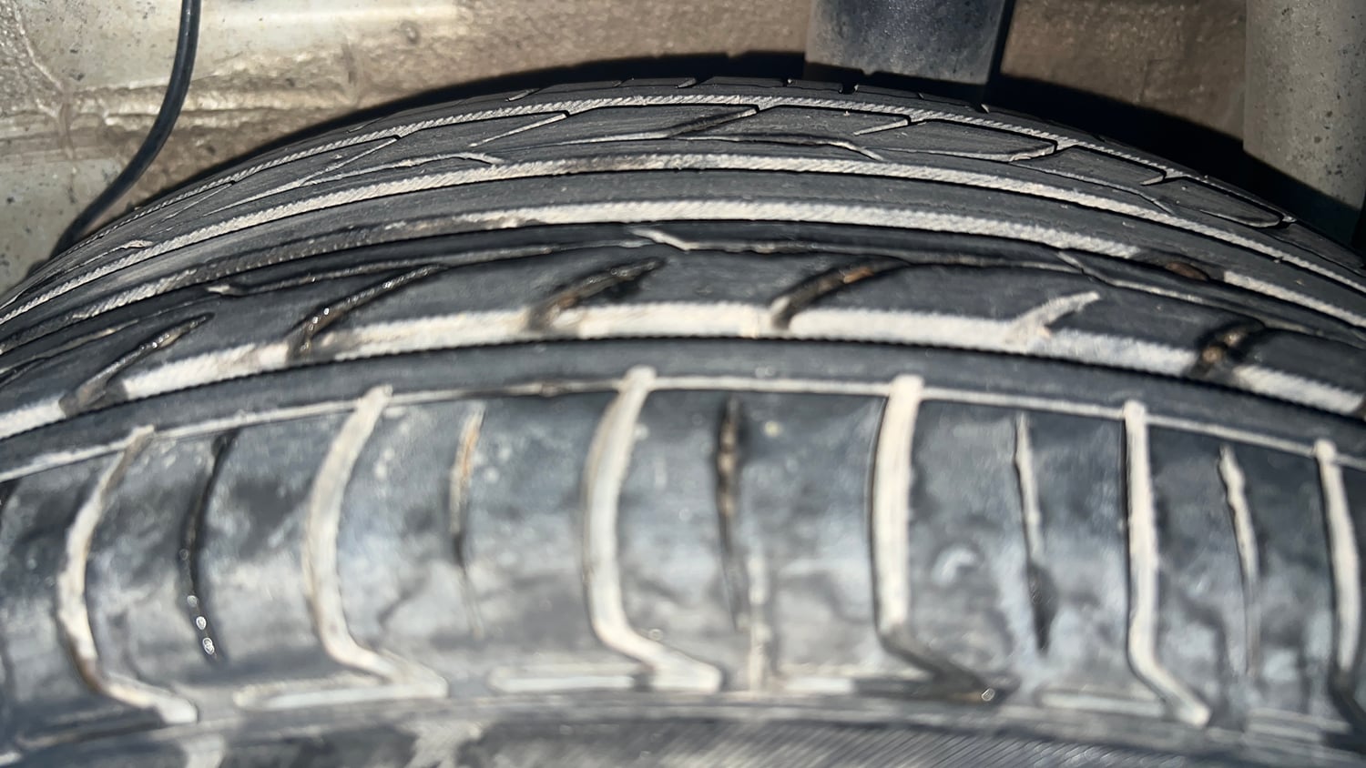 Used 2020 Maruti Suzuki Celerio VXi CNG Cng Manual tyres LEFT REAR TYRE TREAD VIEW