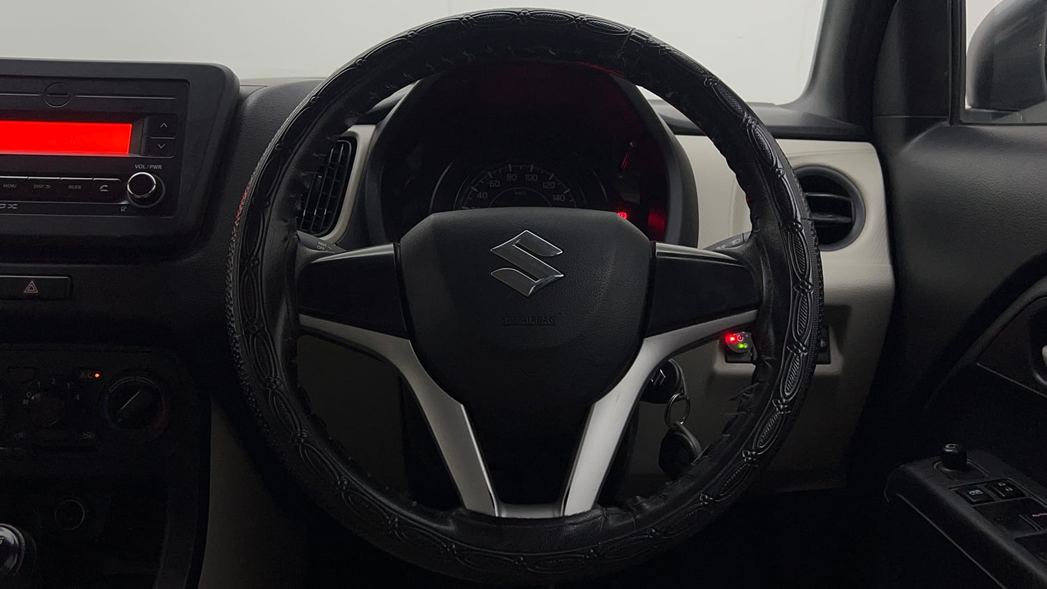 Used 2022 Maruti Suzuki Wagon R 1.0 VXi (O) 1.0 Petrol Manual interior STEERING VIEW
