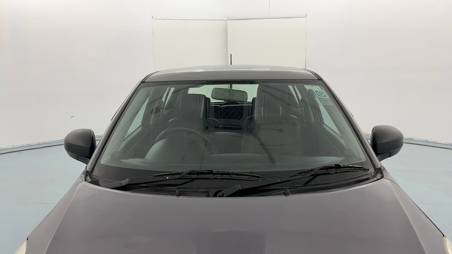 Used 2017 Maruti Suzuki Swift LXi Petrol Manual exterior FRONT WINDSHIELD VIEW