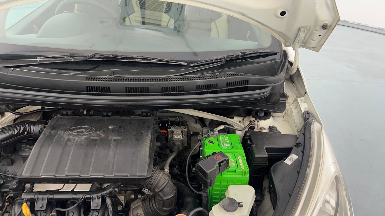 Used 2019 Hyundai Grand i10 Sportz 1.2 Kappa VTVT Petrol Manual engine ENGINE LEFT SIDE HINGE & APRON VIEW