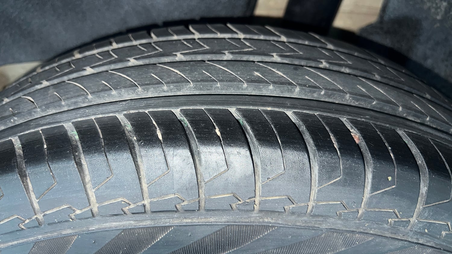 Used 2021 Maruti Suzuki Dzire VXi Petrol Manual tyres LEFT REAR TYRE TREAD VIEW
