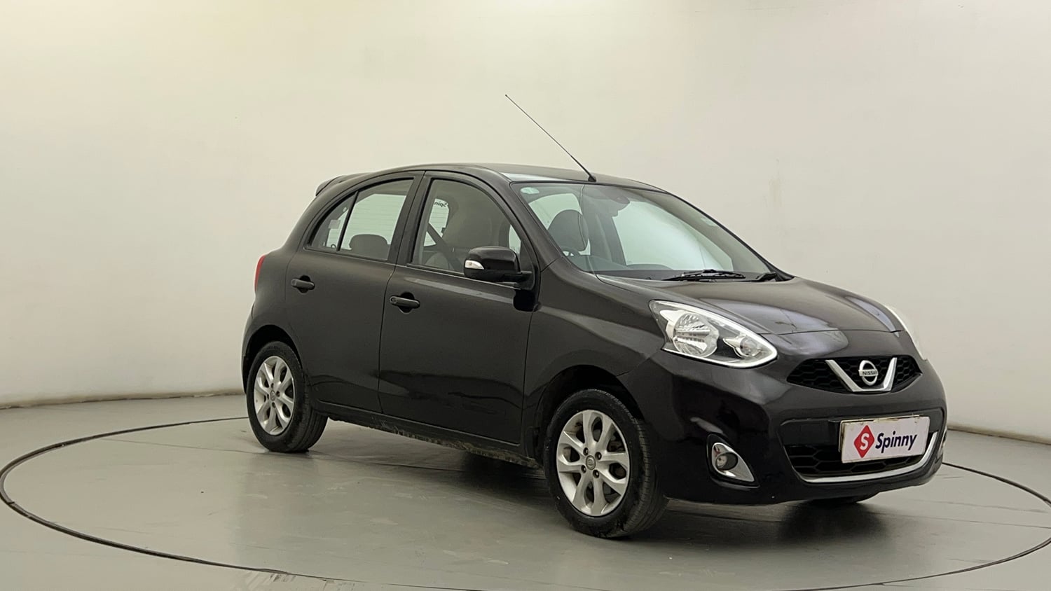 Used 2019 Nissan Micra XV CVT Petrol Automatic exterior RIGHT FRONT CORNER VIEW