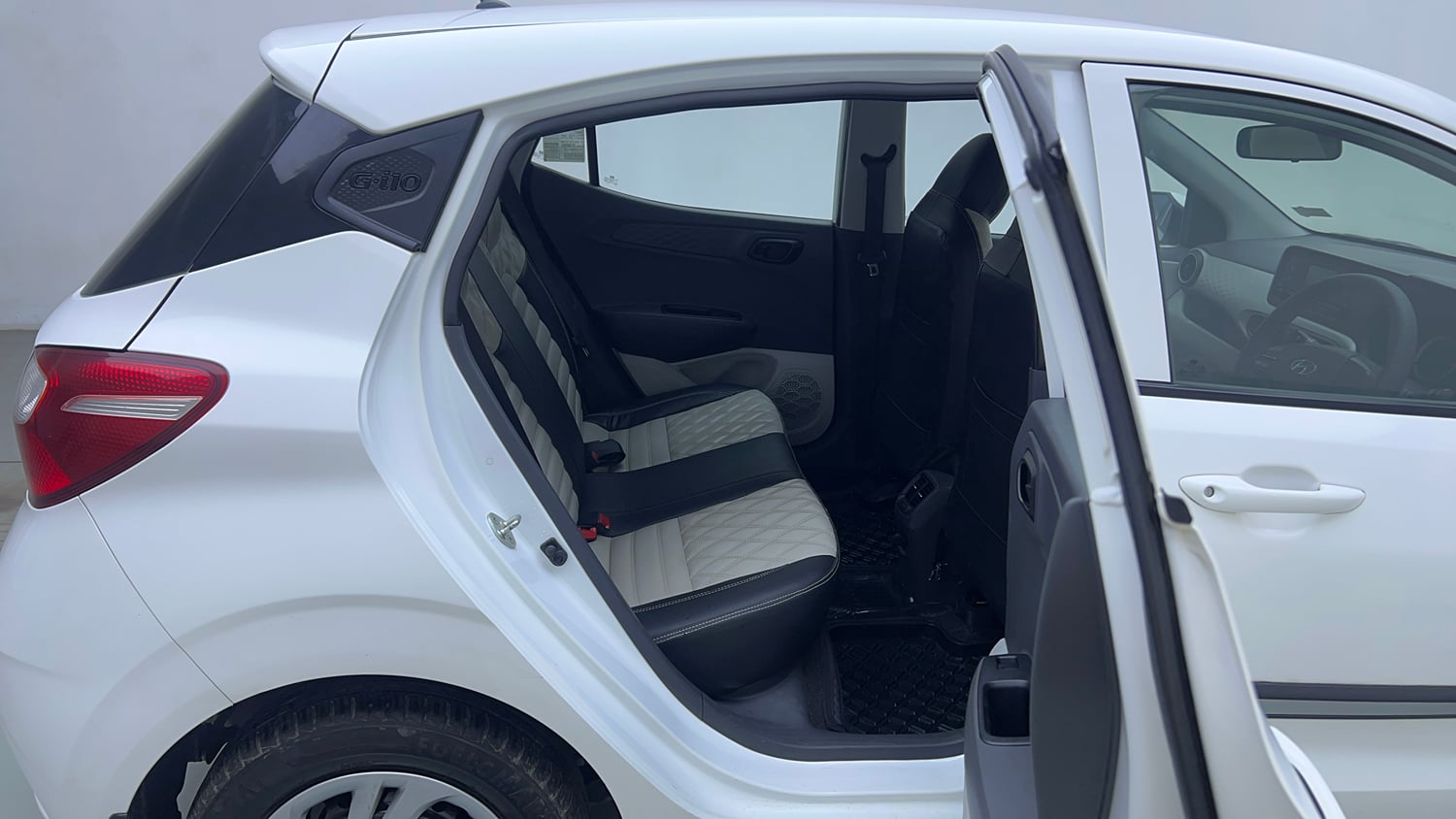 Used 2022 Hyundai Grand i10 Nios Magna AMT 1.2 Kappa VTVT Petrol Automatic interior RIGHT SIDE REAR DOOR CABIN VIEW
