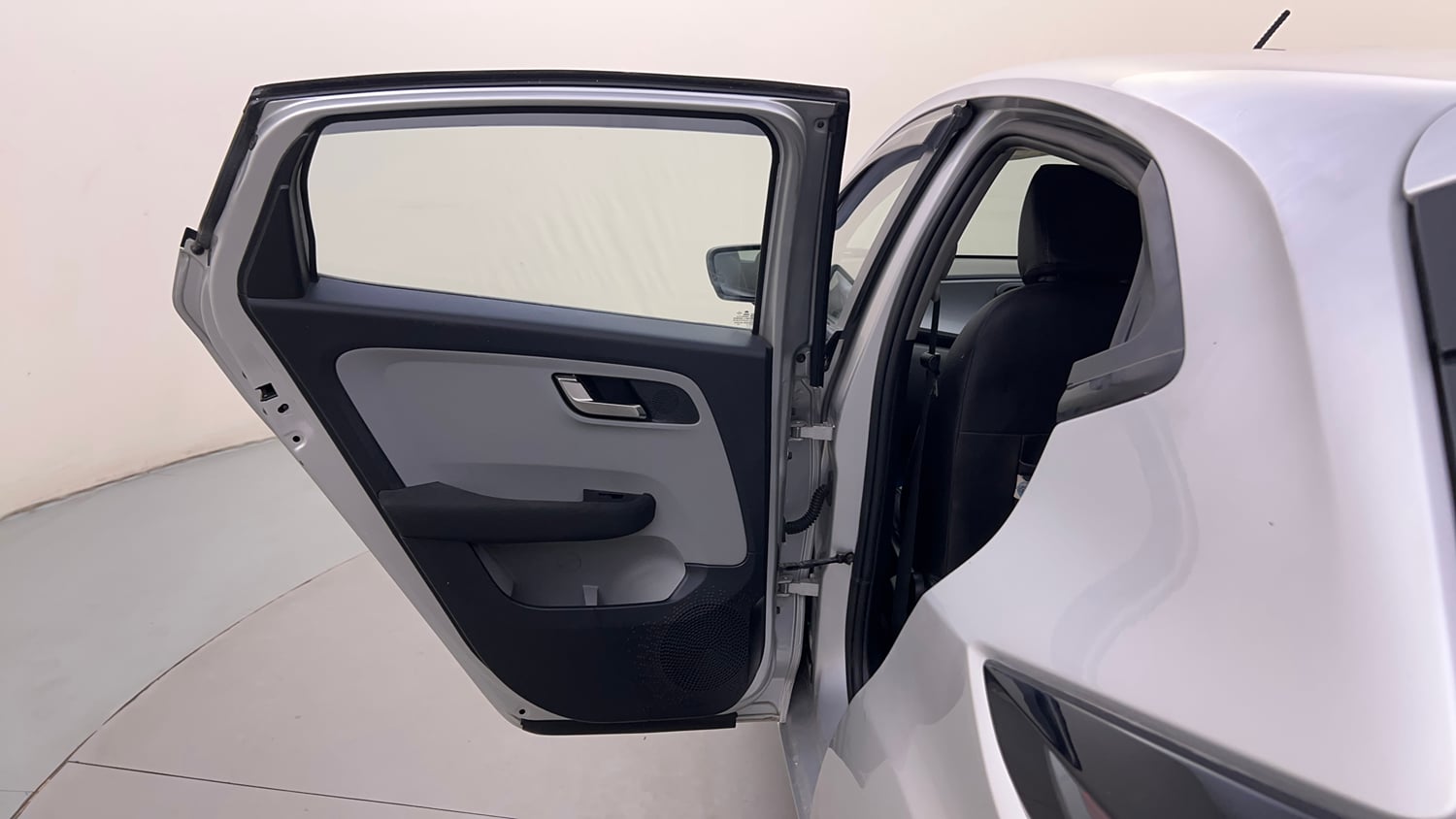 Used 2021 Tata Altroz XZ Diesel Diesel Manual interior LEFT REAR DOOR OPEN VIEW