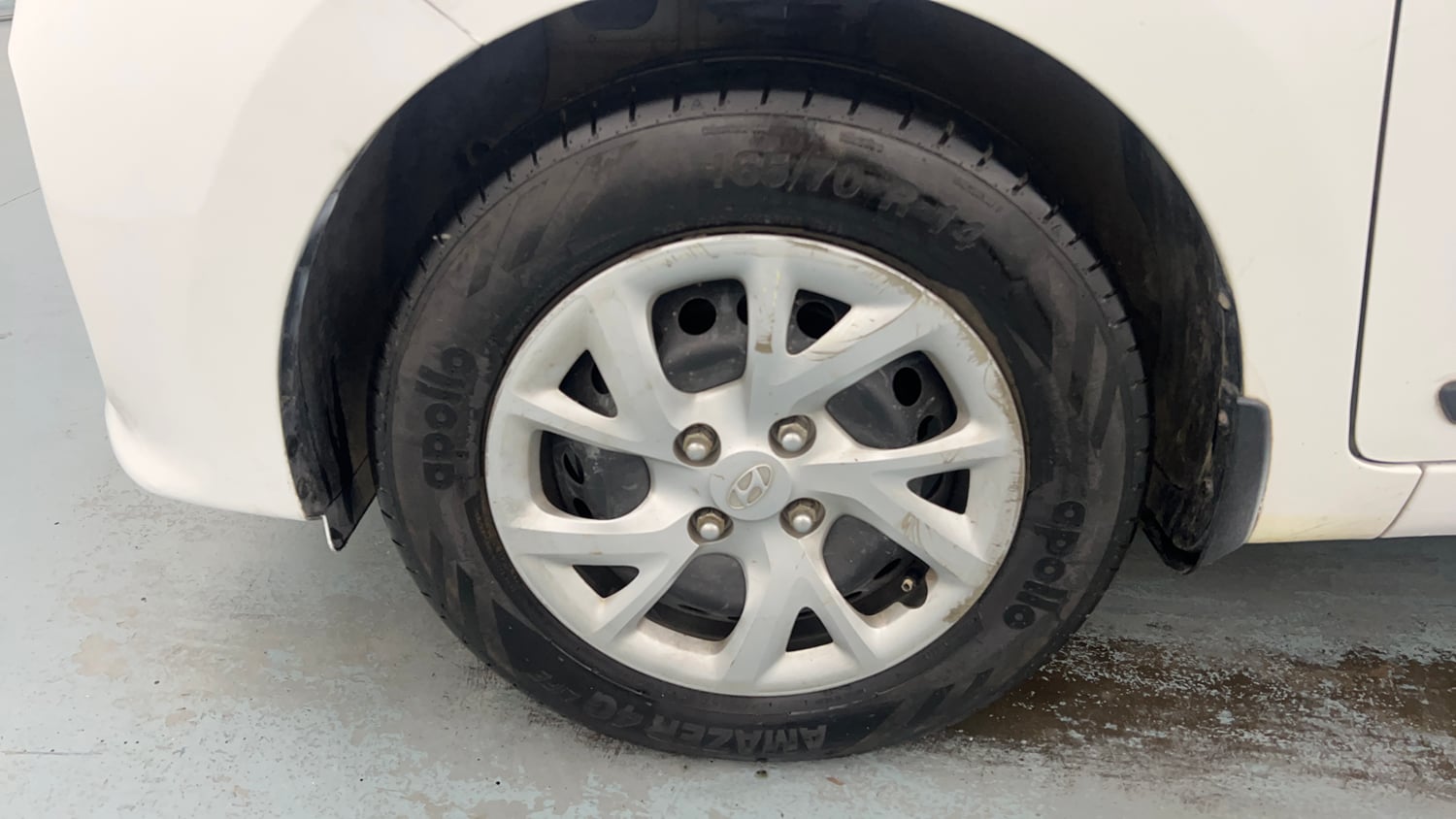 Used 2019 Hyundai Grand i10 Sportz 1.2 Kappa VTVT Petrol Manual tyres LEFT FRONT TYRE RIM VIEW