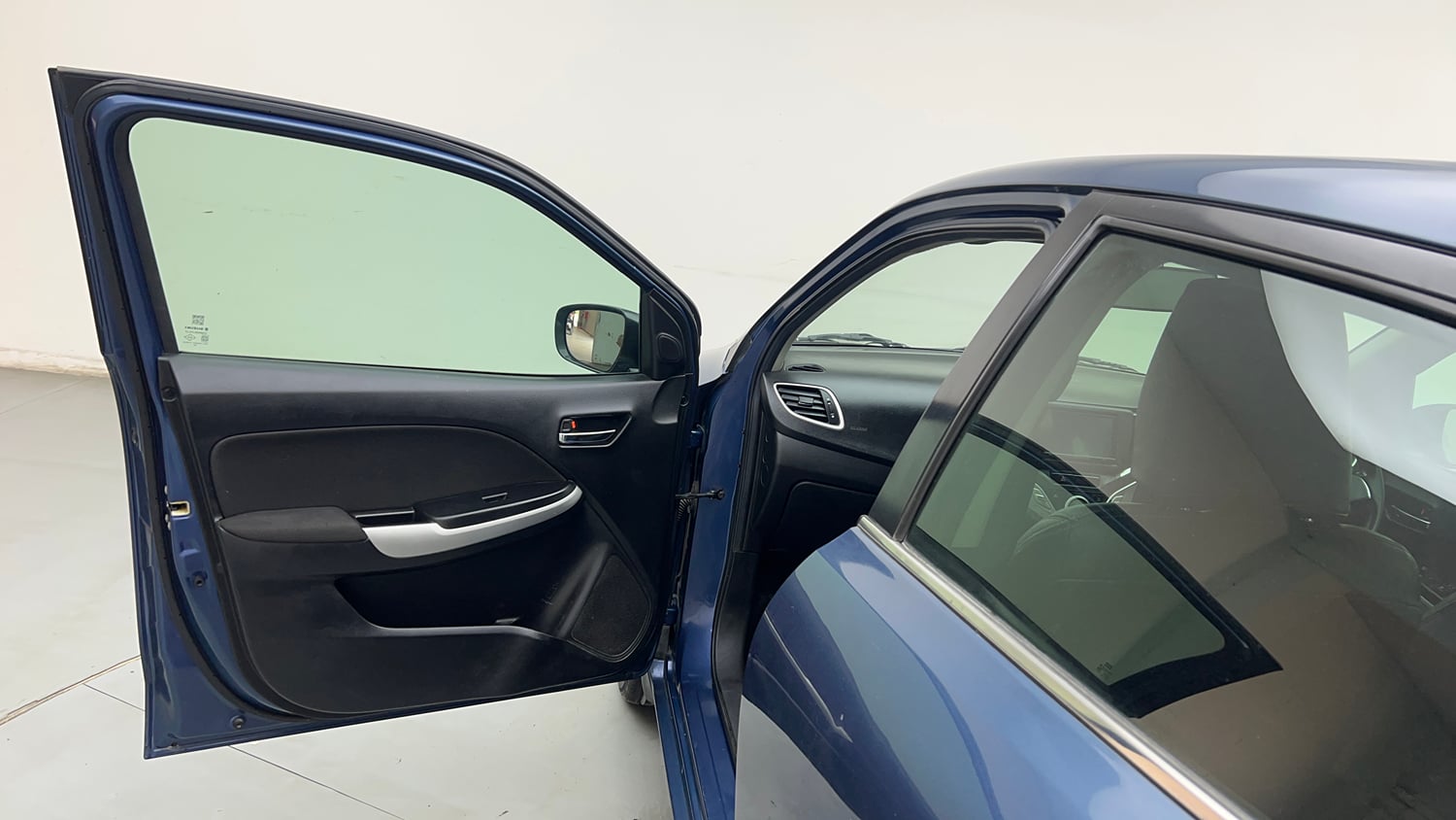 Used 2018 Maruti Suzuki Baleno Zeta 1.2 AT Petrol Automatic interior LEFT FRONT DOOR OPEN VIEW