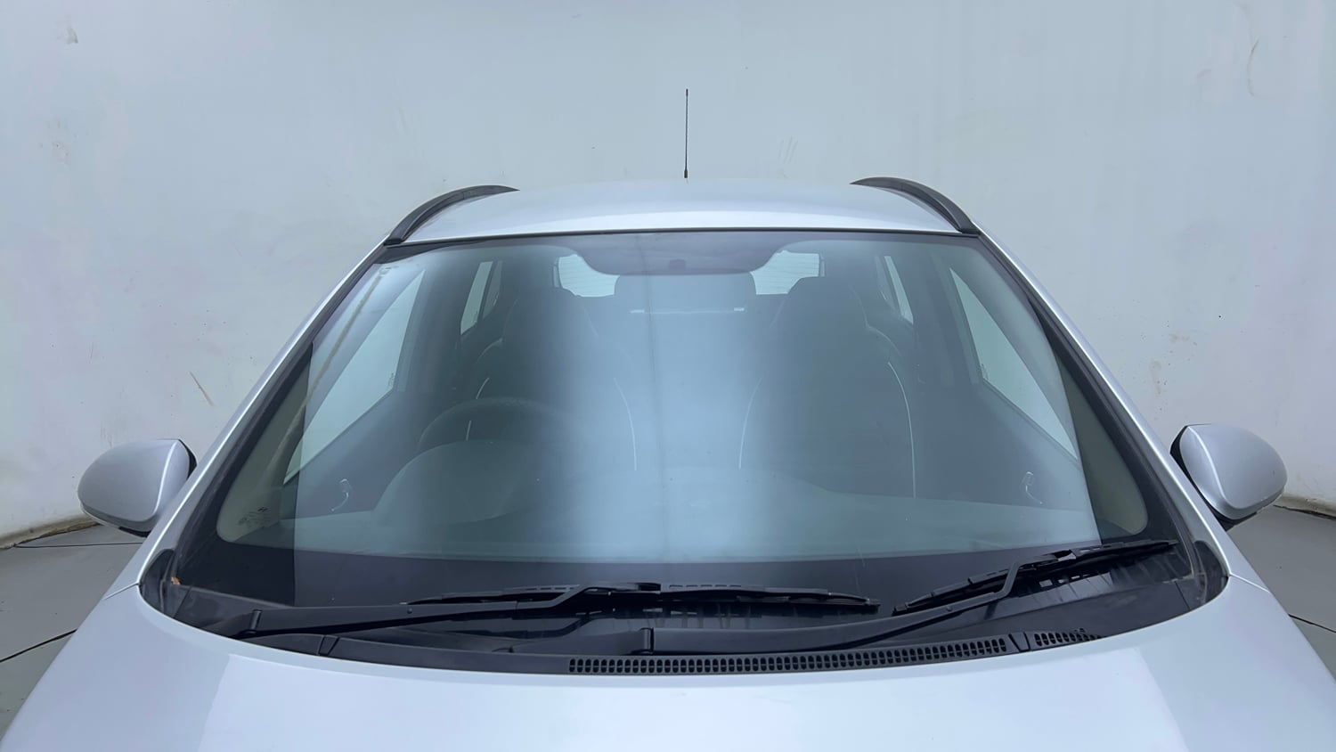 Used 2018 Hyundai Grand i10 Asta 1.2 Kappa VTVT Petrol Manual exterior FRONT WINDSHIELD VIEW